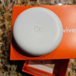 NEW Invisalign Vivera Retainer/ Aligner Case Orange/White - Authentic